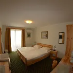Kaps Hotel 3*