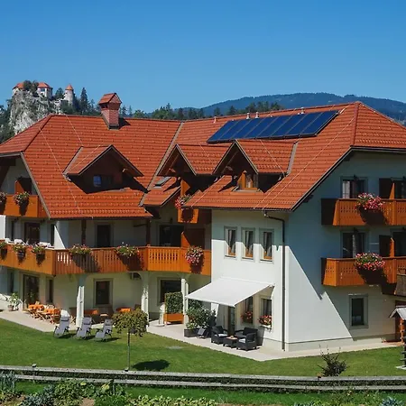 펜지온 캅스 호텔