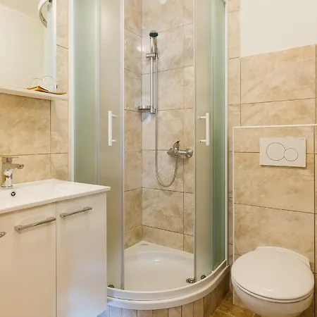 فندق بنزيون كابس