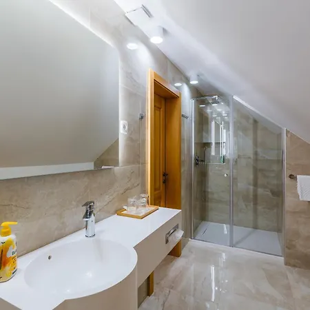 بنزيون كابس 3* بليد